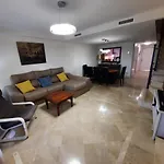 Vivienda adosada con entrada independiente